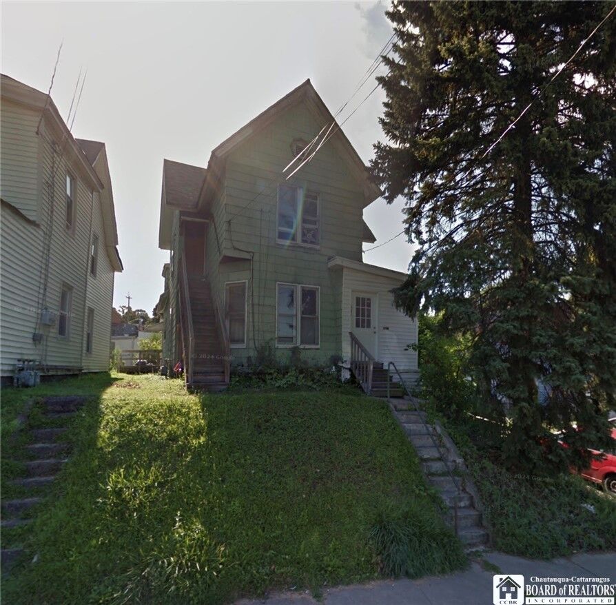 Property Photo:  541 Crescent Street  NY 14701 