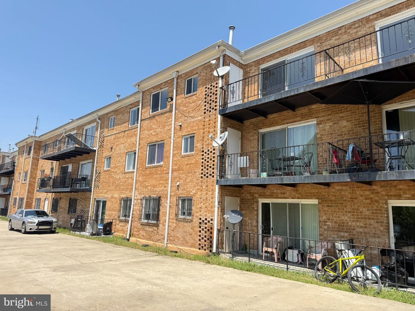 Property Photo:  5009 D Street SE 303  DC 20019 