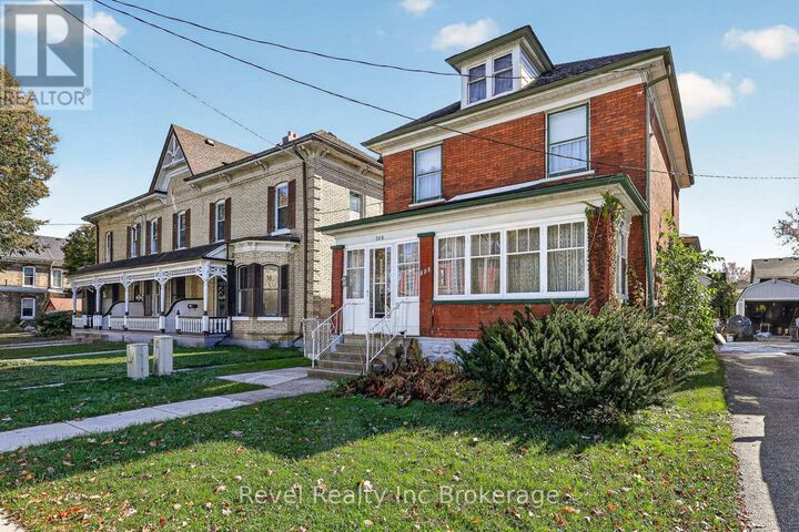 Property Photo: 596 King Street ON N4S 1N3
