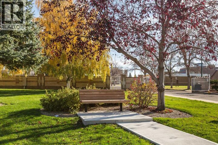 Property Photo: 100 2nd Avenue South AB T1J 0B5