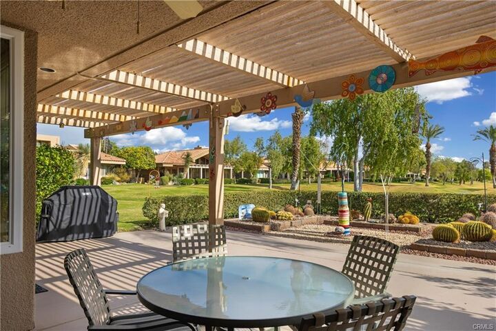 Property Photo: 21 Colonial Drive CA 92270