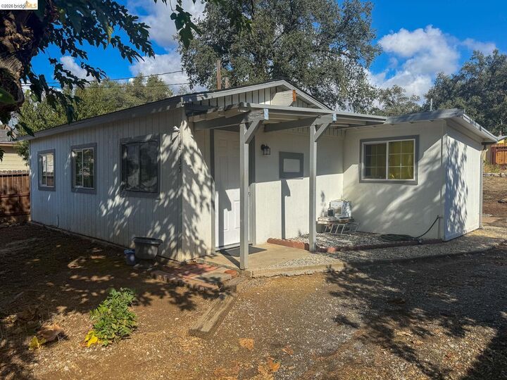 Property Photo:  18135 6th Ave  CA 95327 
