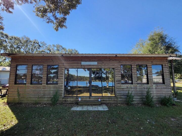 Property Photo:  821 Paradise Island Drive  FL 32433 