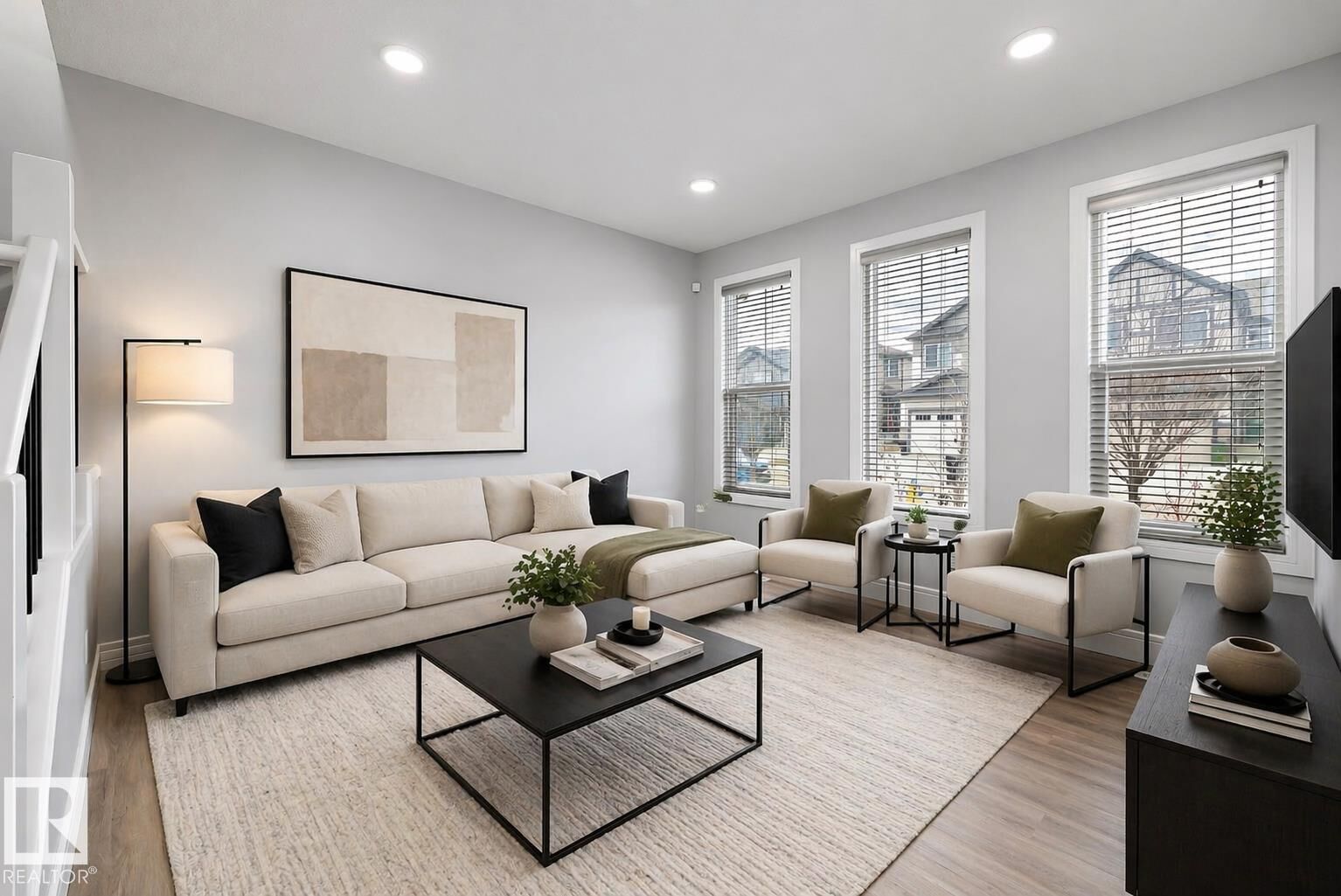 Property Photo:  4235 Chichak Close SW  AB T6W 4B3 