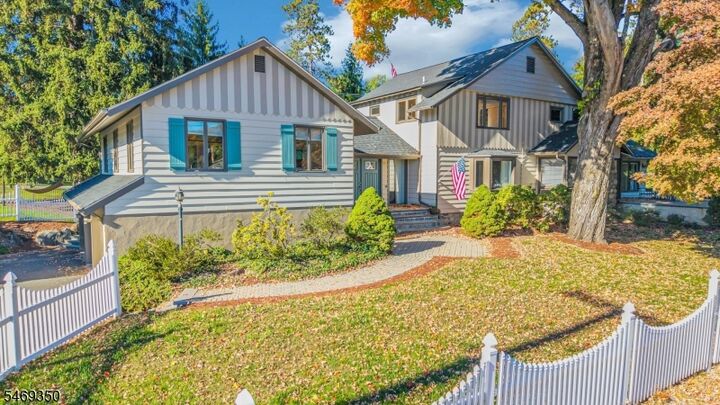 Property Photo: 475 West Shore Trl NJ 07871