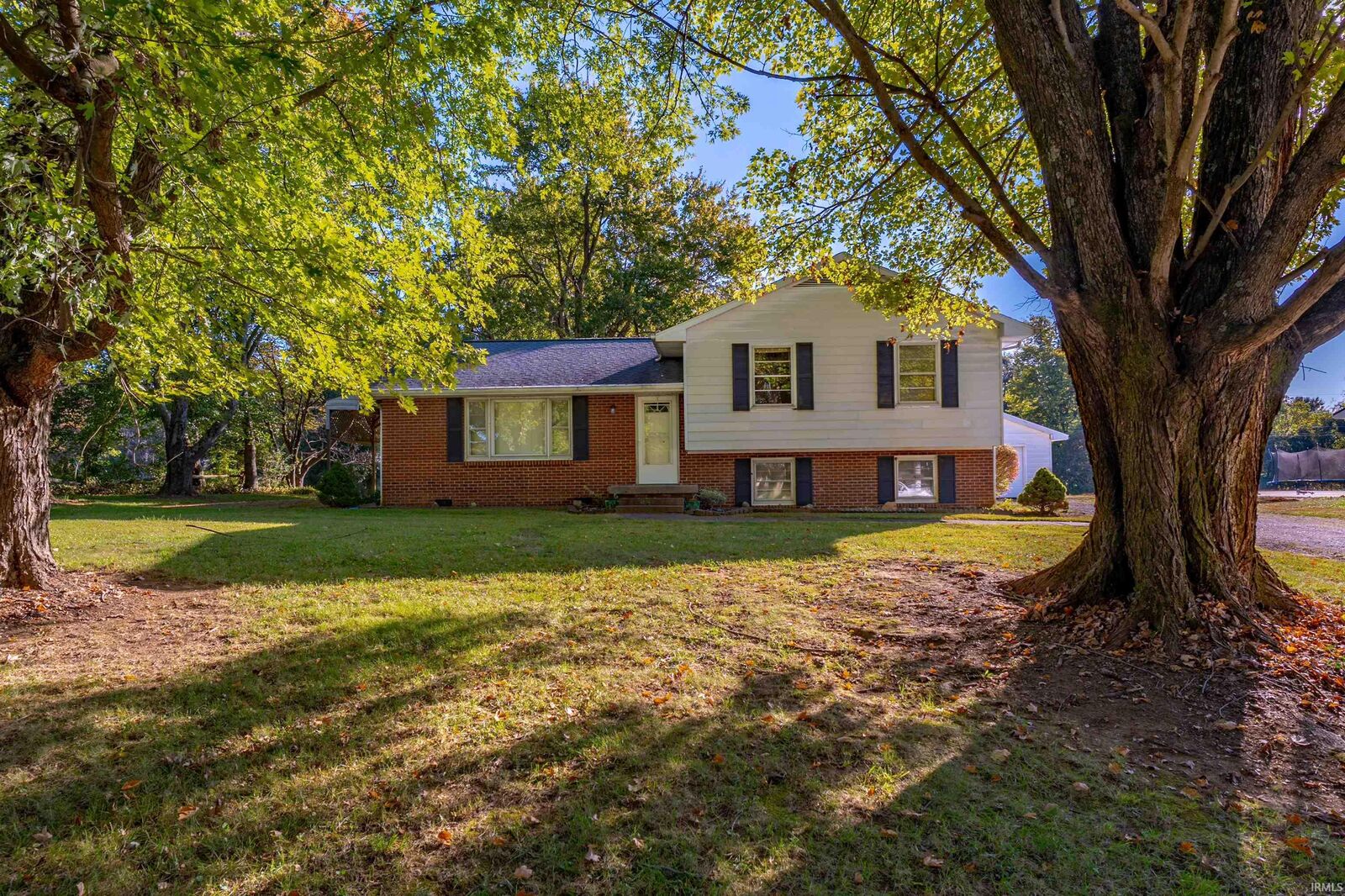 Property Photo: 1107 N Cr 340 W Road IN 47635