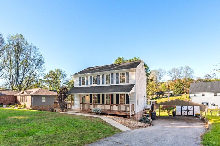 Property Photo:  1122 Panorama Lane  VA 24523 