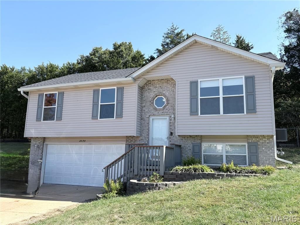 Property Photo:  2090 Camino Real Drive  MO 63048 