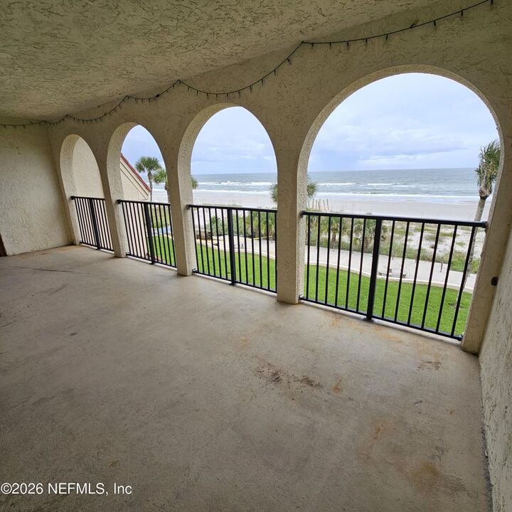 Property Photo: 10 10th Street 21 FL 32233