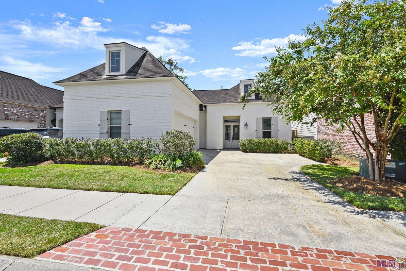 Property Photo: 14736 Kingsland Way LA 70810