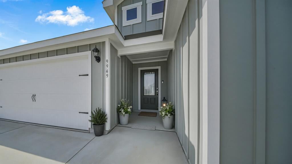 Property Photo:  9949 Voyager Lane  TX 76131 