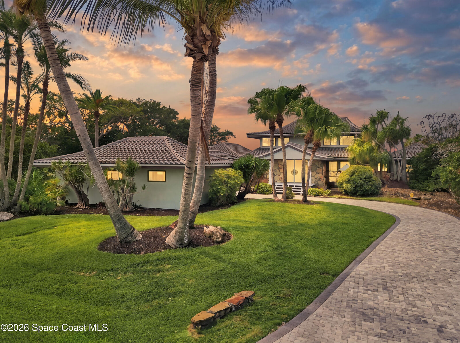 Property Photo:  722 Loggerhead Island Drive  FL 32937 