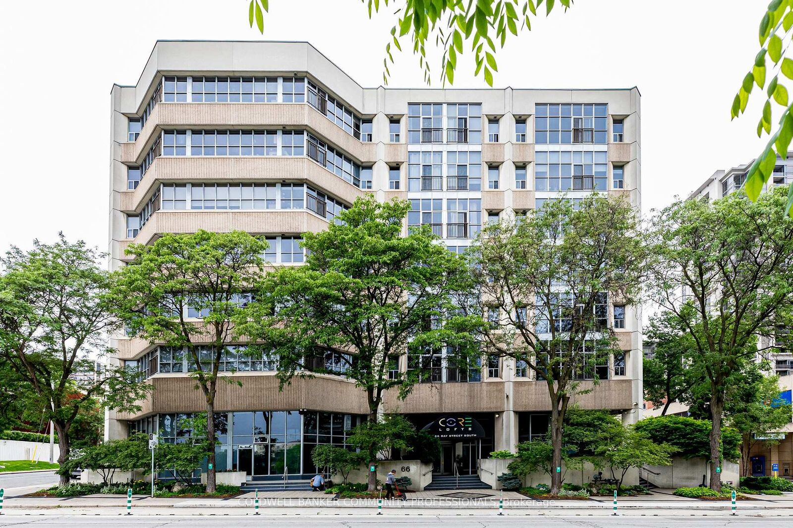 Property Photo:  66 Bay Street S 410  ON L8P 4Z6 
