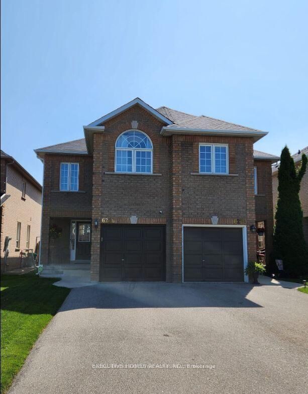 Property Photo:  6256 Avonhurst Drive N  ON L5N 7V2 