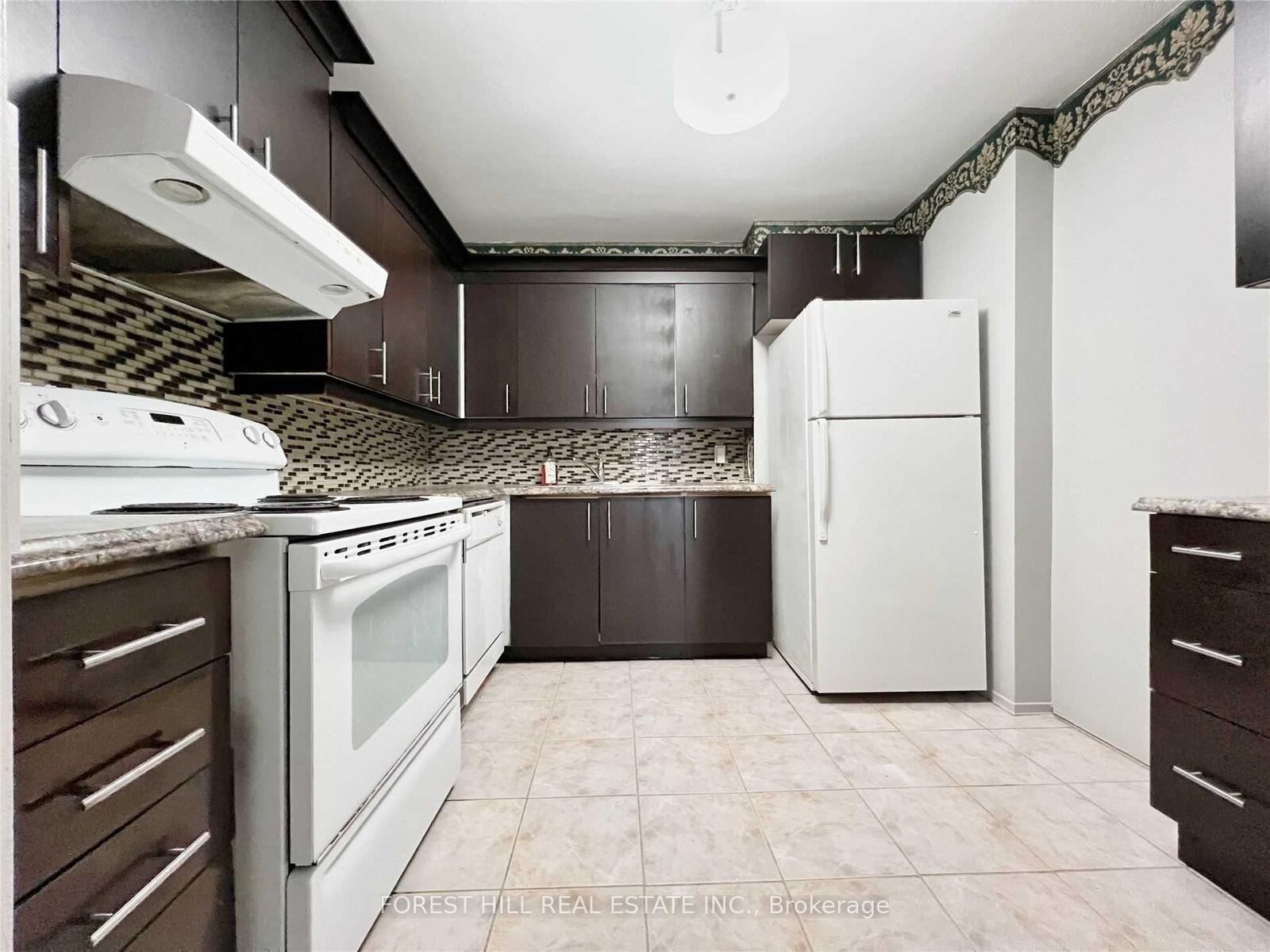 Property Photo:  3559 Eglinton Avenue 1506  ON M6M 5C6 
