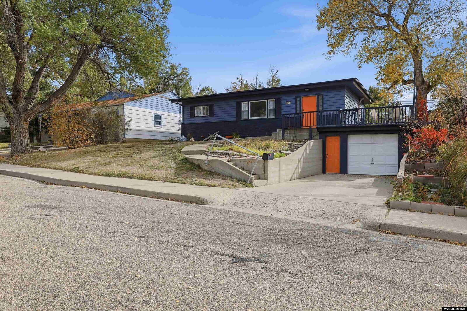 Property Photo:  2321 E 6th  WY 82609 