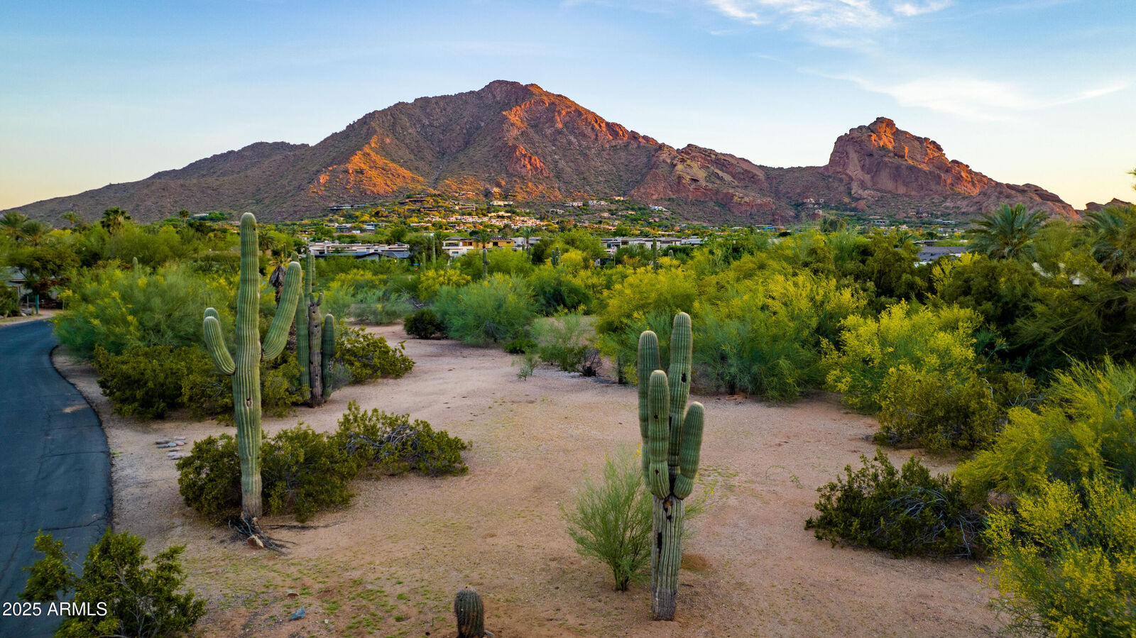 Property Photo:  5702 E Lincoln Drive 1  AZ 85253 