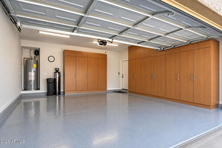 Property Photo:  2015 W Davis Road  AZ 85023 