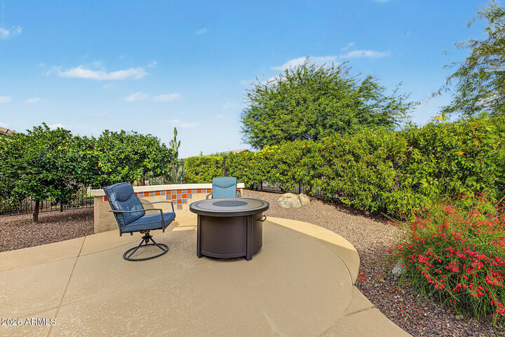 Property Photo:  26472 W Burnett Road  AZ 85396 