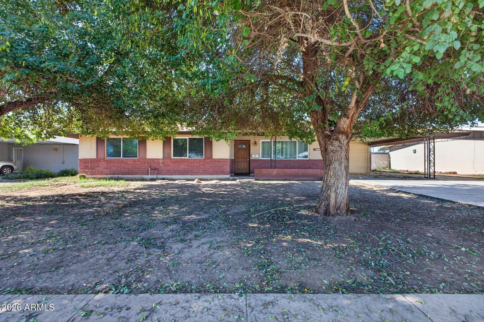 Property Photo: 6230 N 34th Drive AZ 85017
