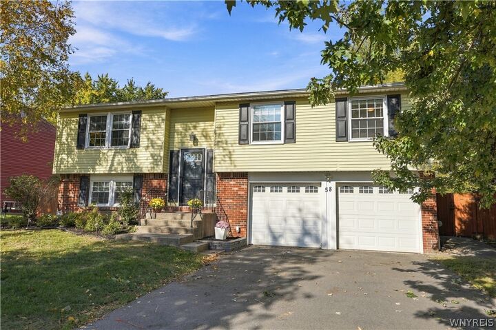 Property Photo:  58 W Klein Road  NY 14221 