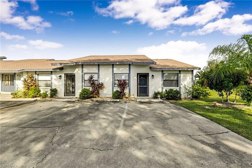 Property Photo:  3739 SW 9th Ave 113  FL 33914 