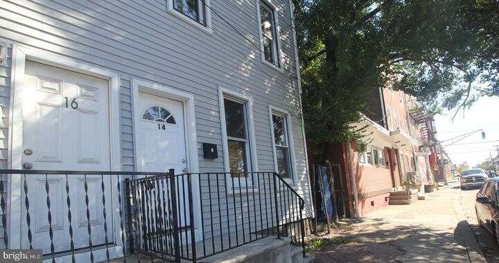 Property Photo:  14 N Olden Avenue N  NJ 08609 