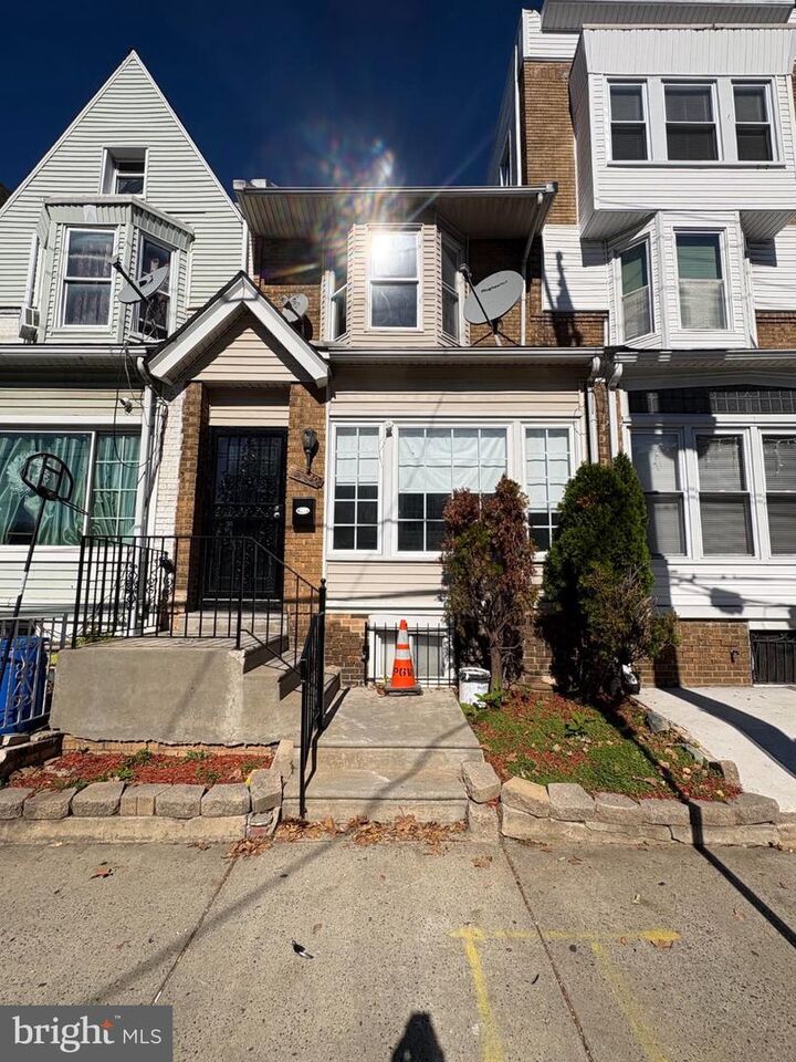 Property Photo:  1329 W Wingohocking Street  PA 19140 