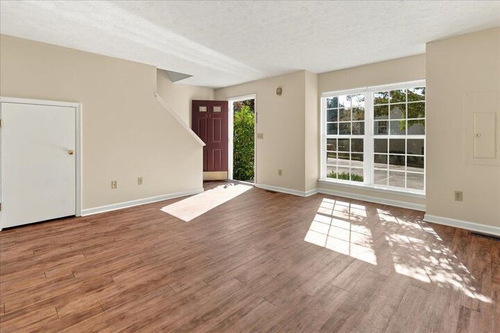 Property Photo:  645 Stonewall Dr  VA 22801 