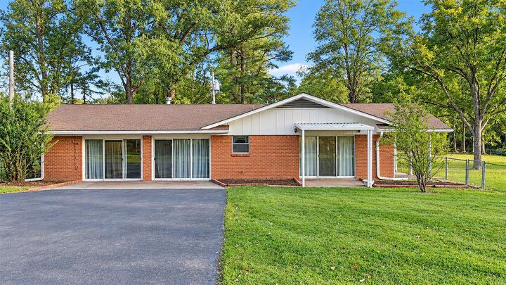 Property Photo:  210 N Evans Road  AR 71602 