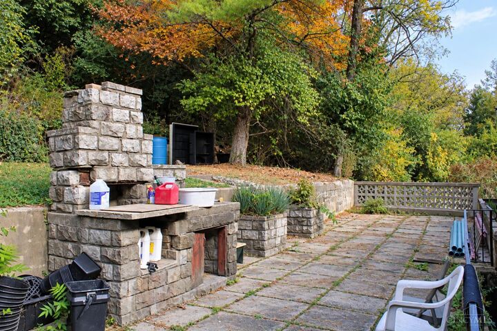 Property Photo:  2031 Quebec Road  OH 45214 