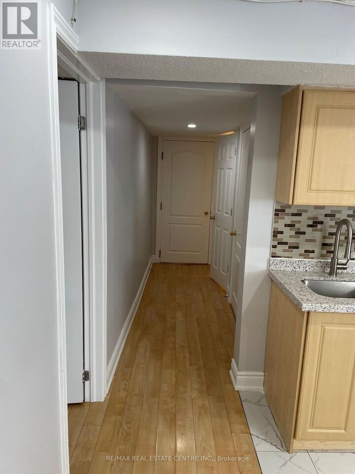Property Photo: 1474 Pate Court (Basement) ON L5V 2Y8