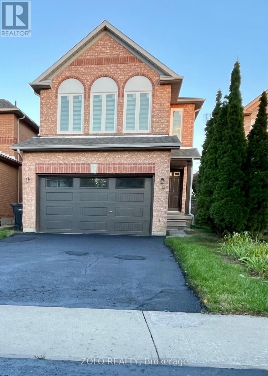 Property Photo:  19 Saddletree Trail  ON L6X 4M5 