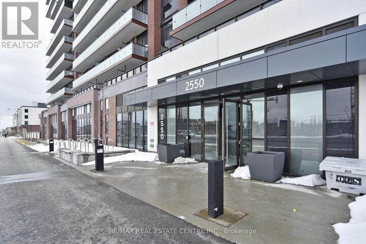 Property Photo:  2550 Simcoe Street 1216  ON L1L 0R5 