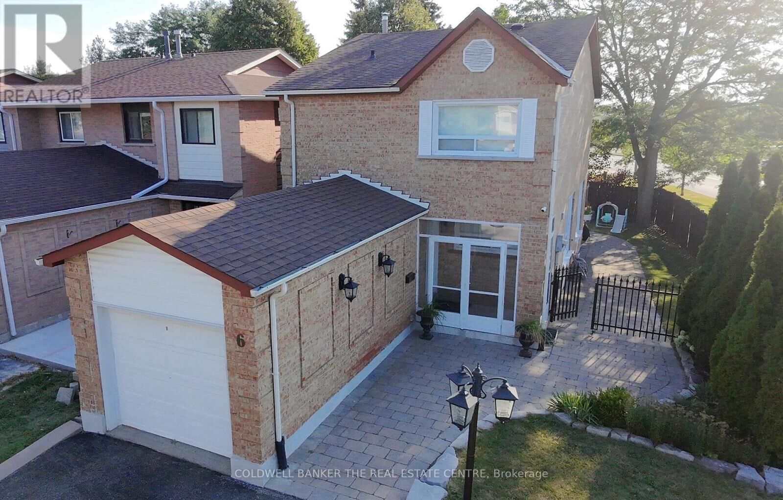 Property Photo:  6 Andrea Lane  ON L4L 1E7 