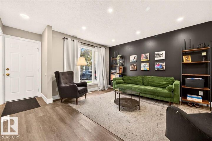 Property Photo:  12069 162 Av NW  AB T5X 3R1 