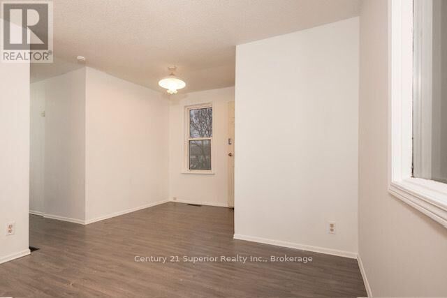 Property Photo:  301 Ogden Street  ON P7C 2N4 