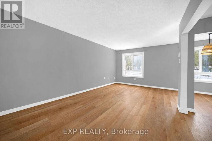 Property Photo:  2080 Ogilvie Road 11K  ON K1J 7N8 