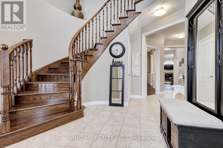 Property Photo: 99 Rockland Crescent ON L1M 0A9