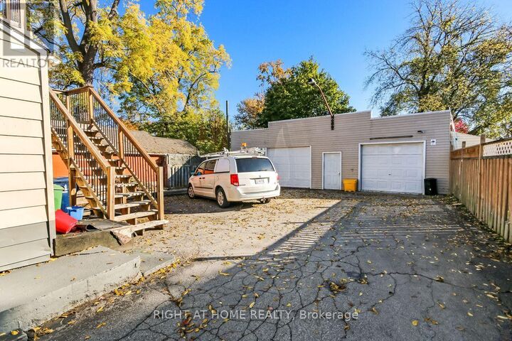Property Photo: 106 High Street 1 ON N6C 4K1