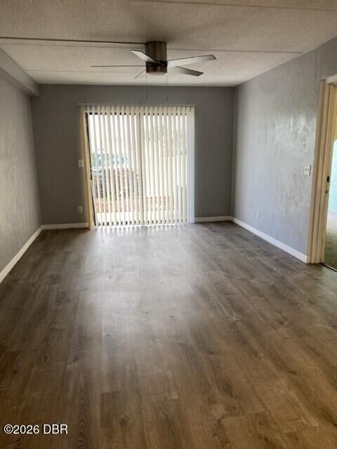 Property Photo:  1620 S Palmetto Avenue 105  FL 32119 