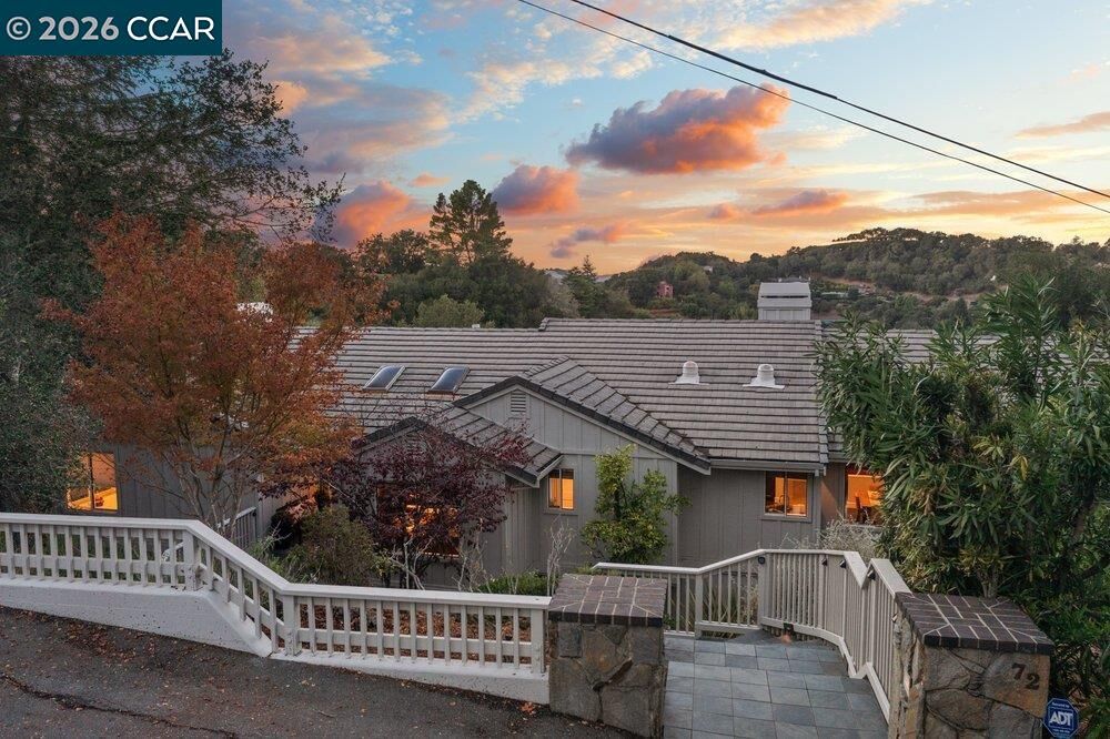 Property Photo:  72 Tappan Ln  CA 94563 