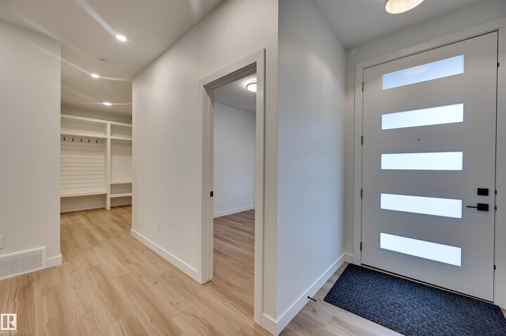 Property Photo: 1 Owl Rdige Close AB T8L 1Y4