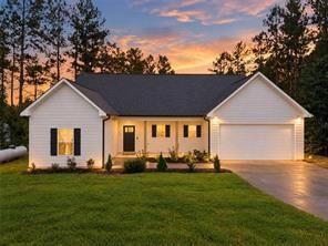 Property Photo:  126 Twisted Pines Crossing  GA 30533 