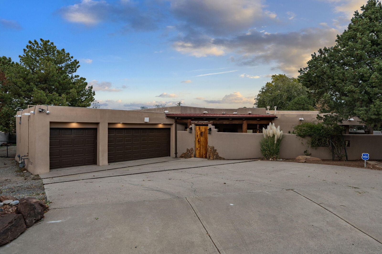 Property Photo: 1405 Soplo Road SE NM 87123