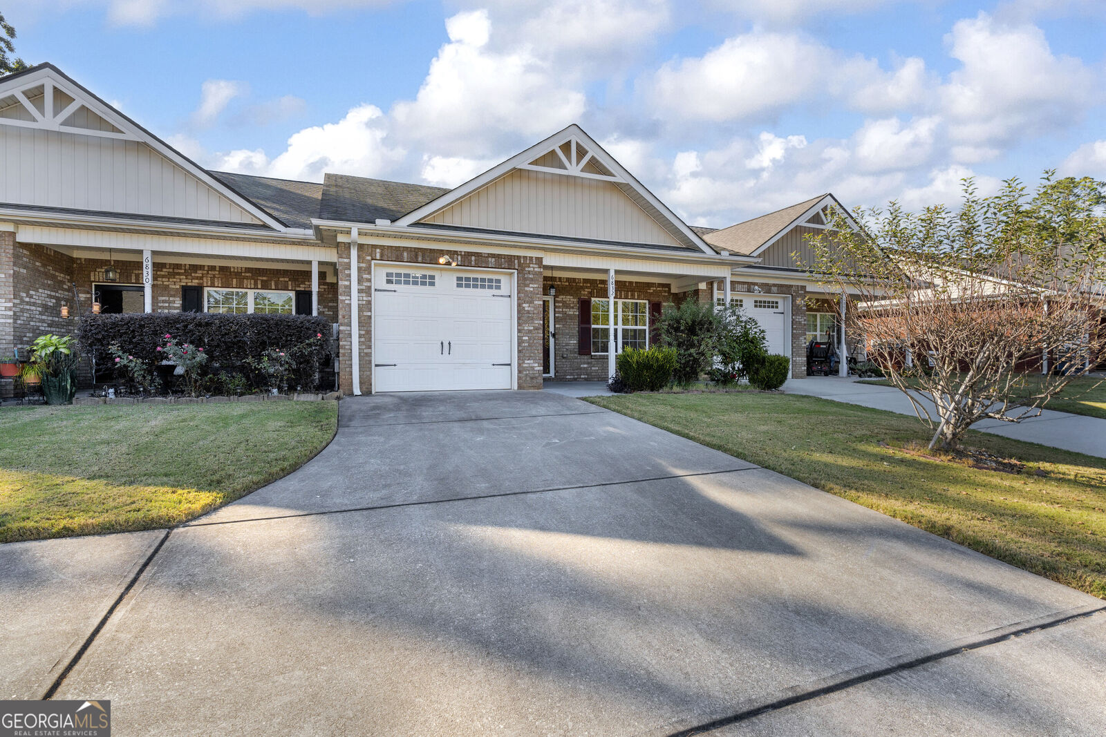 Property Photo:  6832 Tara Oaks Drive  GA 30274 