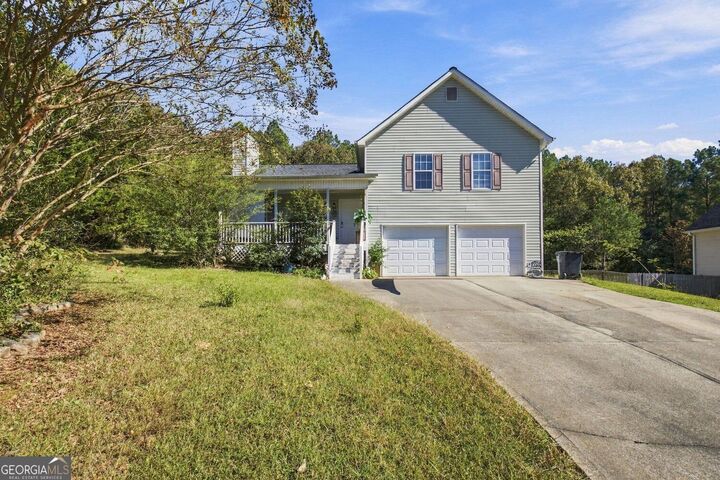 Property Photo:  8 Talon Court NE  GA 30145 