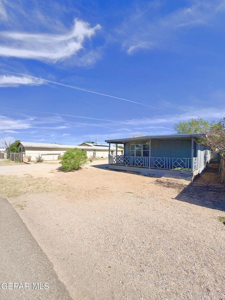Property Photo:  736 Palmer Place  TX 79928 
