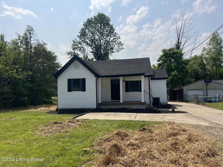 Property Photo:  195 6th Ave  KY 40165 