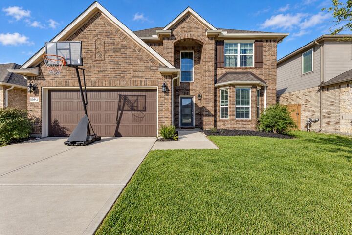 Property Photo: 10842 Bodie Hills Drive TX 77583